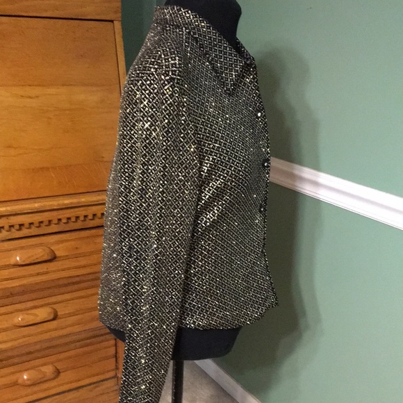 Ronni Nicole Vintage Black & Gold Glitter Blouse - Host Pick - Picture 2 of 16
